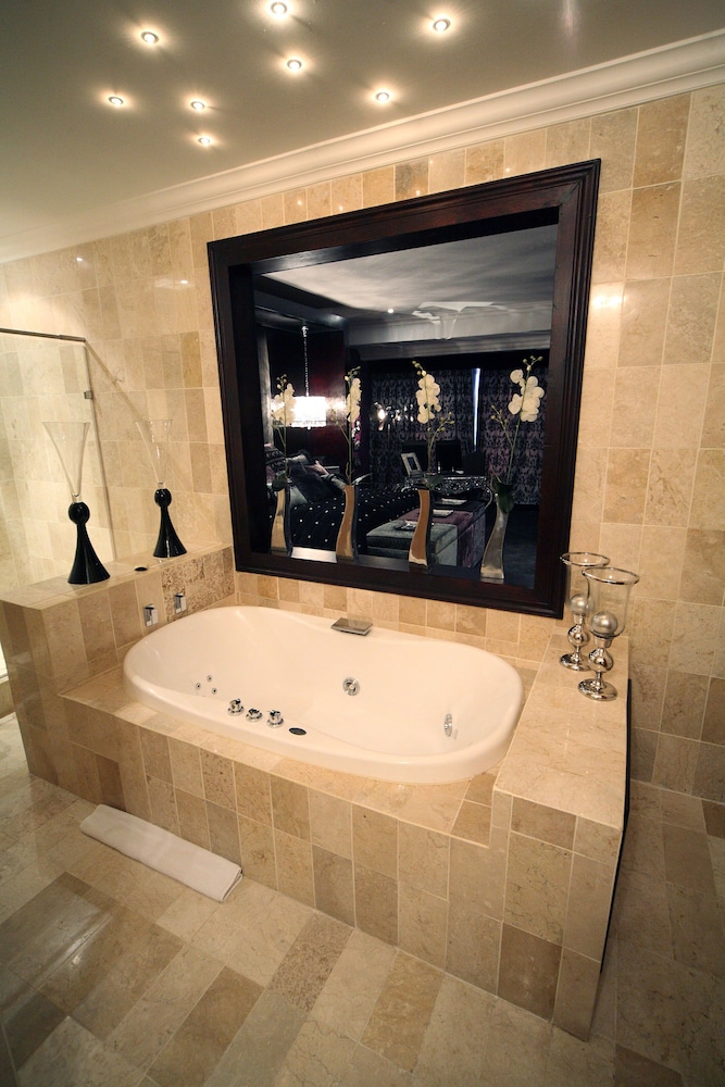 Fusion Boutique Hotel 32/68