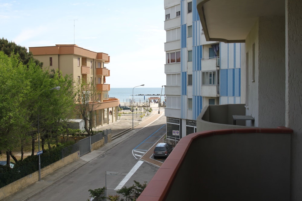 Alfa Apartments 15/23