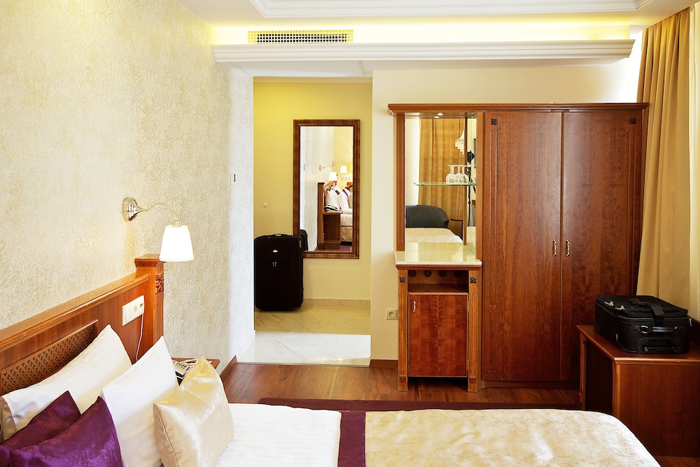 Gold Hotel Budapest 43/68