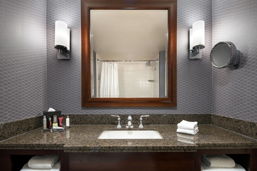 Visalia Marriott at the Convention Center 14/42