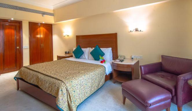 Room at THE LALIT MUMBAI, MUMBAI