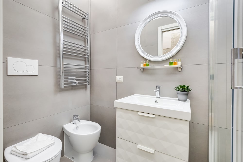 Tankara Suite 19/23