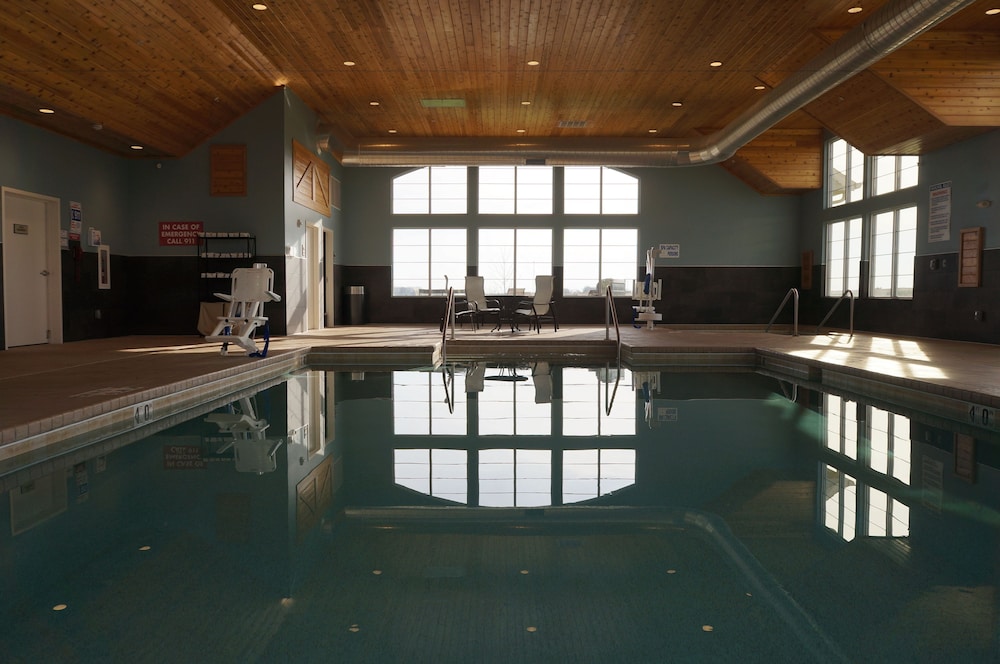 Grandstay Hotel Suites 26/44