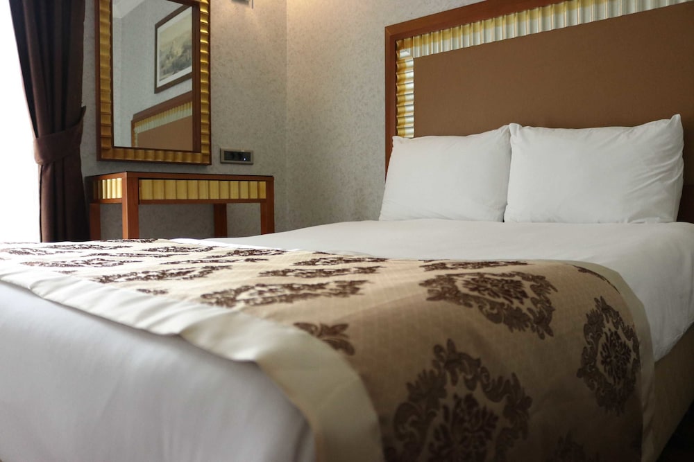 Mineo Park Hotel 49/58