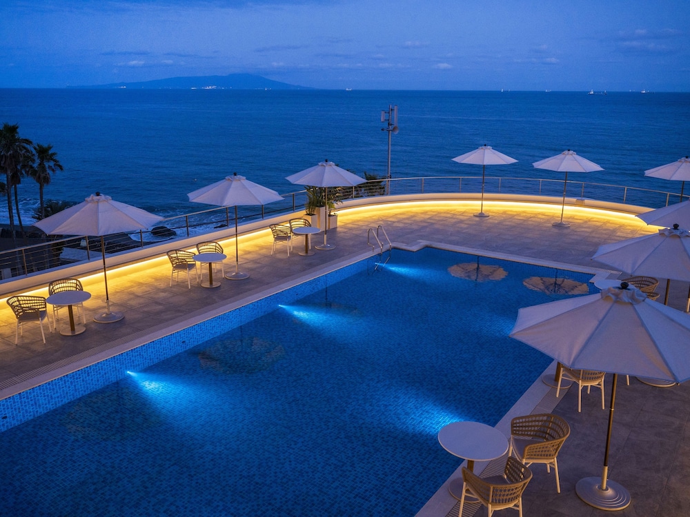 Atagawa Ocean Resort 59/60