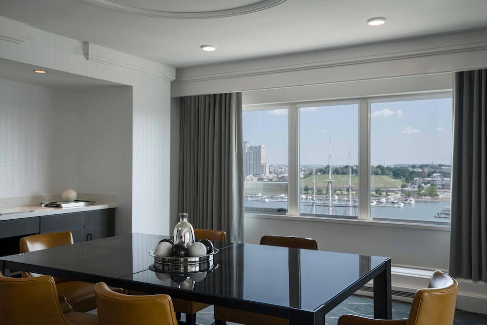 Renaissance Harborplace Hotel 16/51