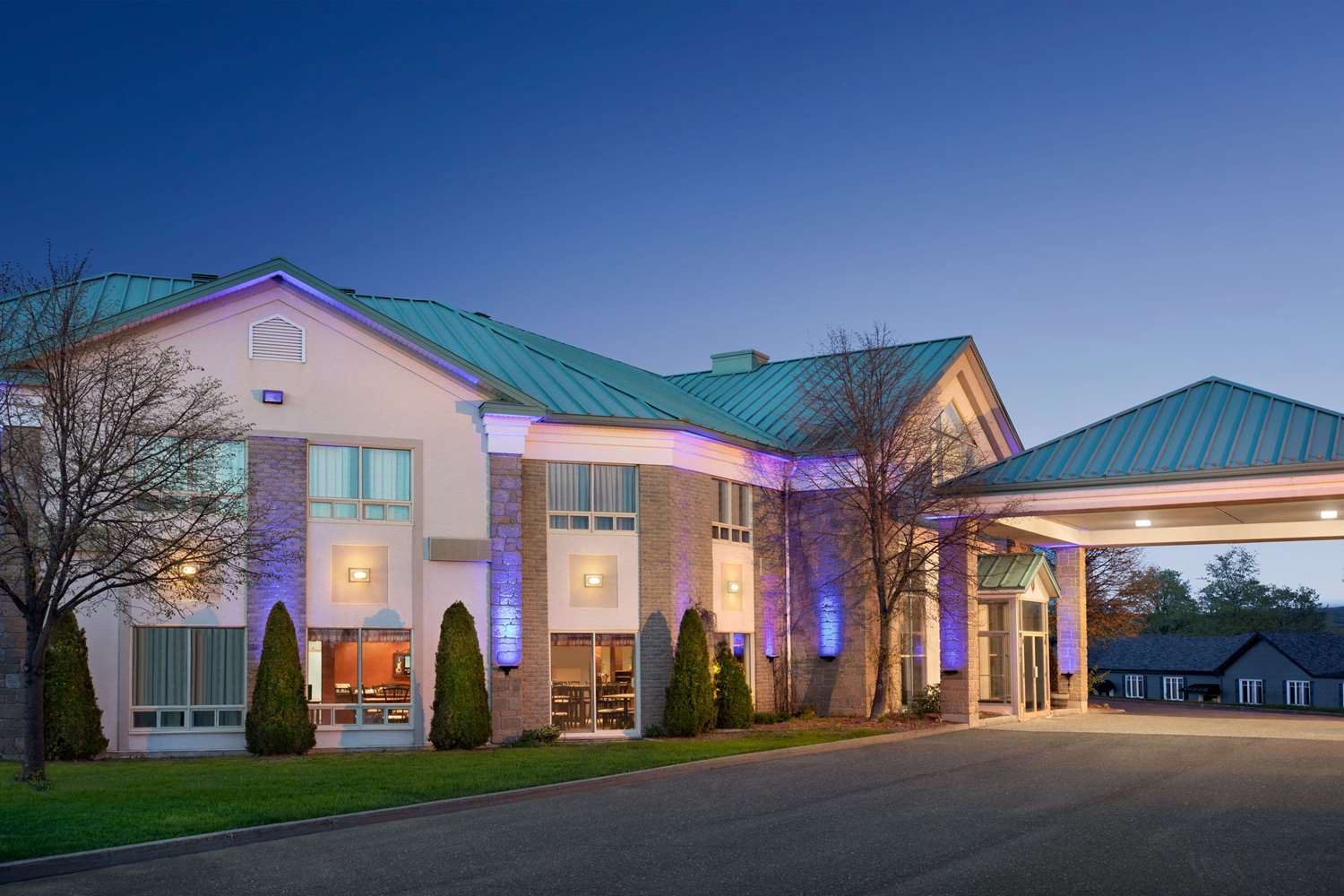 Days Inn By Wyndham Montmagny 2/34