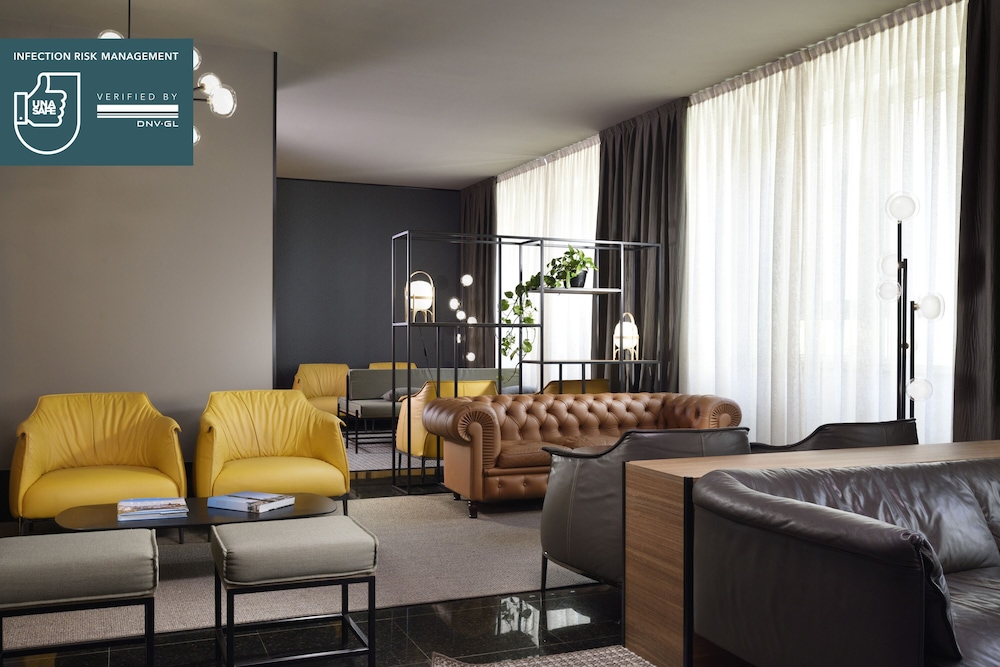 Unahotels Century Milan 29/50