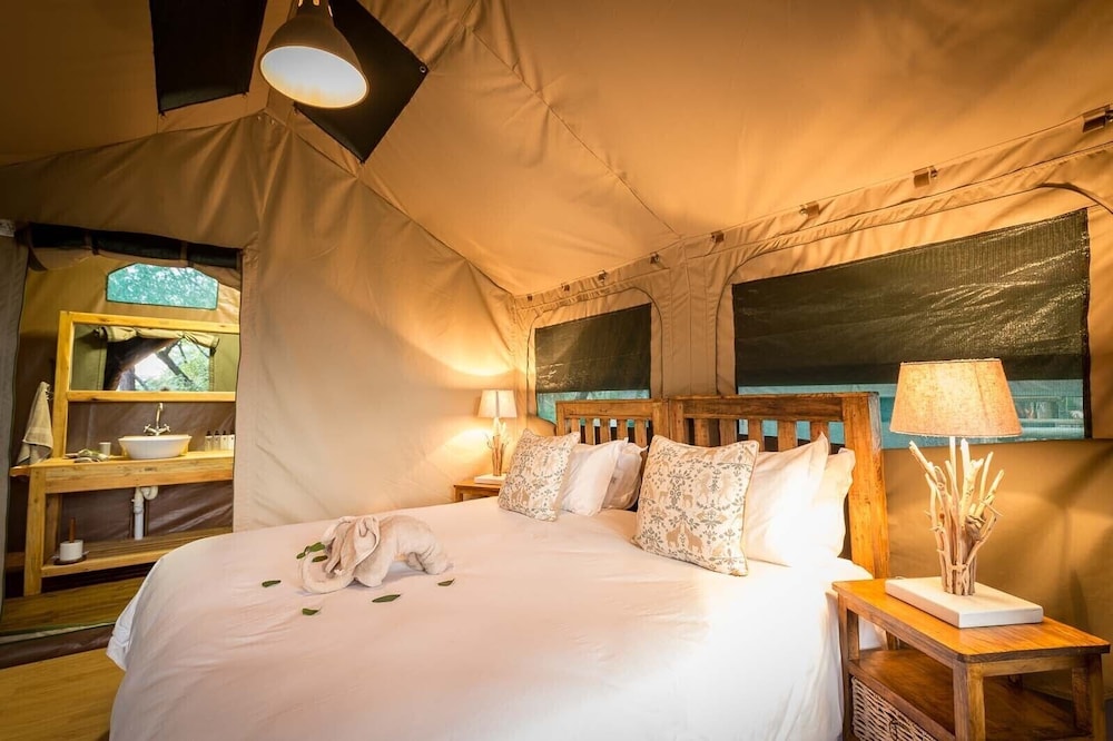 Marula, Tent, Double and Twin Beds