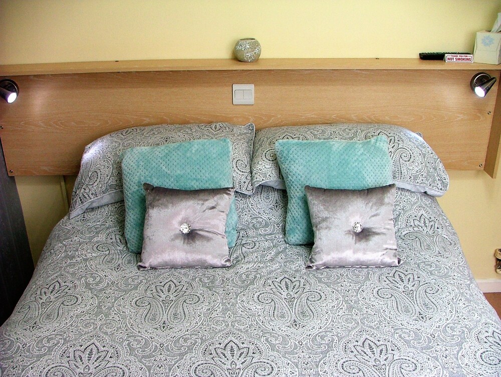 The Beverley Hotel 33/49