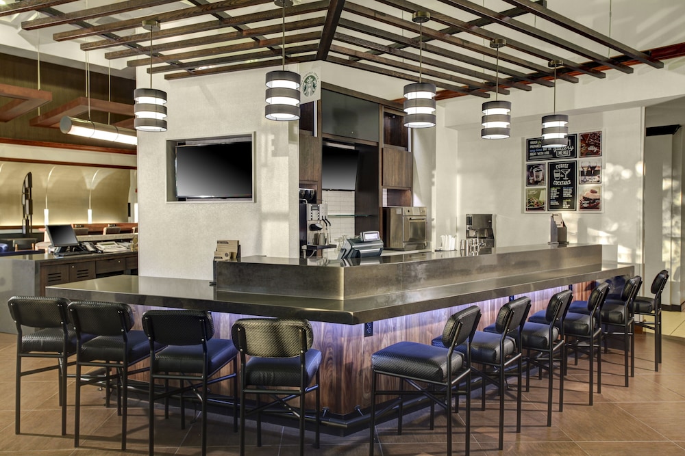 Hyatt Place Albuquerque Airport 30/48