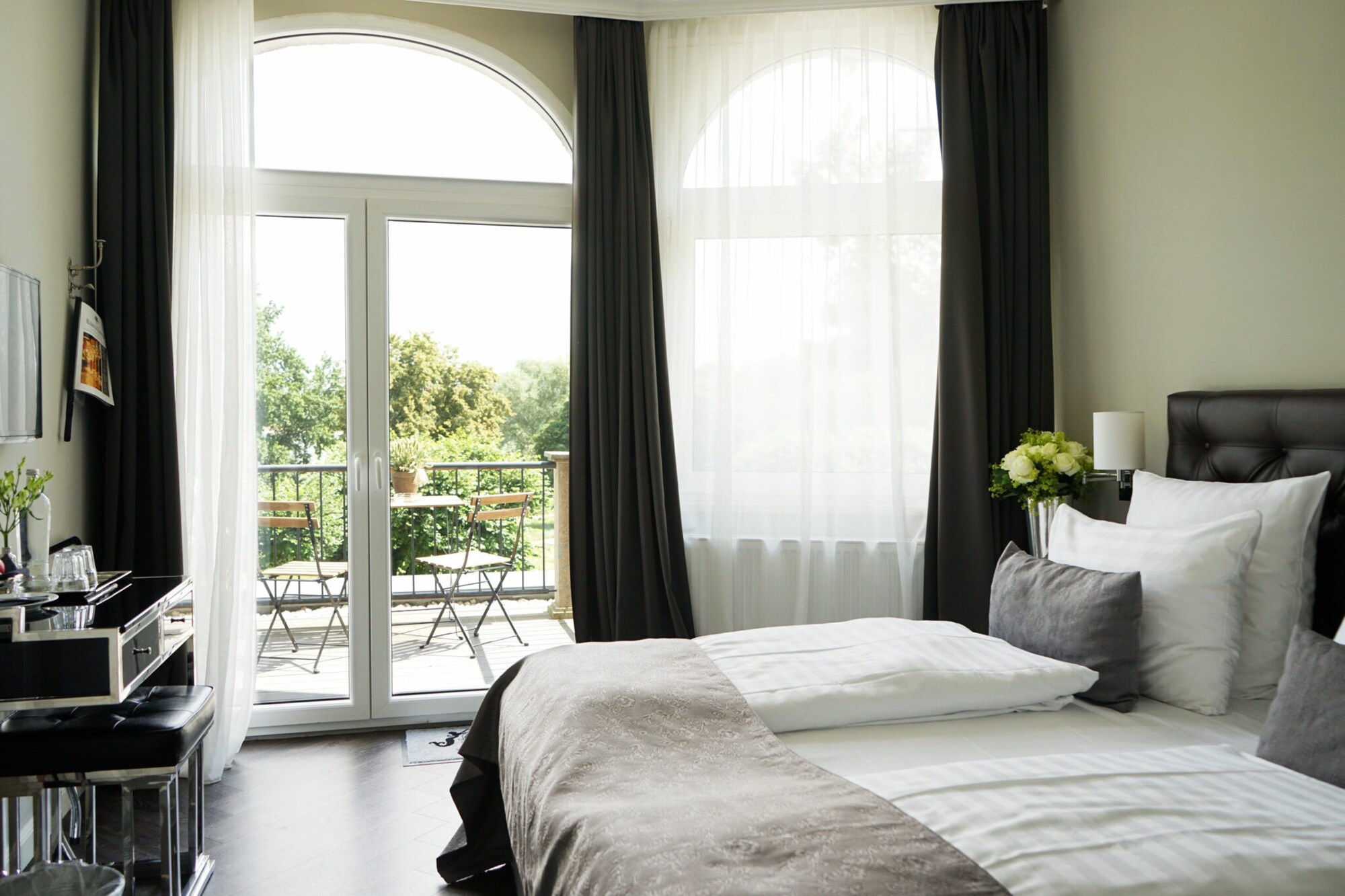 COMFORT, DOUBLE BED