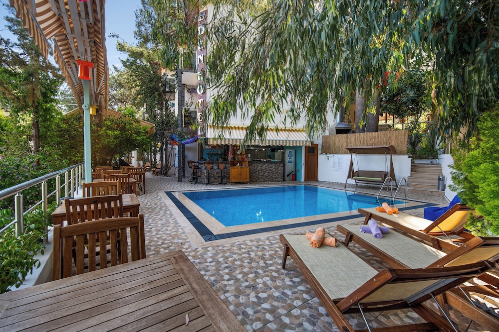Eden Pyara Hotel Turunc 99/106