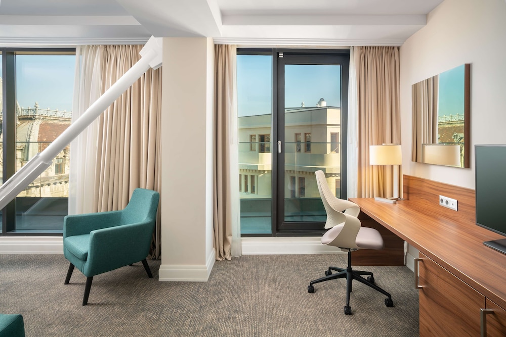 Hilton Garden Inn Bucharest Old Town 84/87
