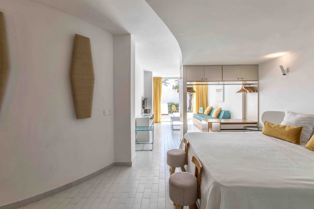 AMA Ibiza Beachfront Suites - Adults Only 17/64
