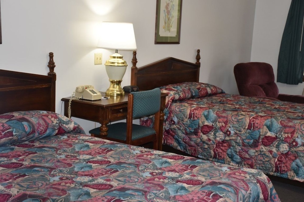 Luxor Inn & Suites 16/52