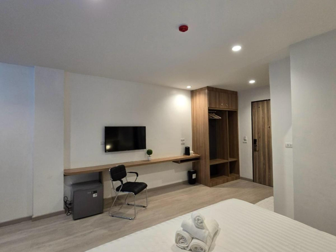 Manee Mantra Hotel, Kanchanaburi 6/11