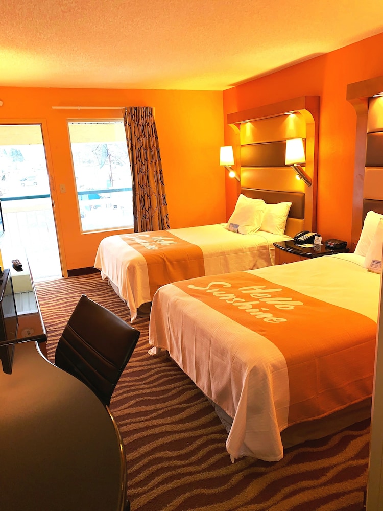 Days Inn & Suites by Wyndham Albany 23/48
