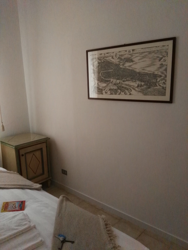 Butterfly Guest House 14/41