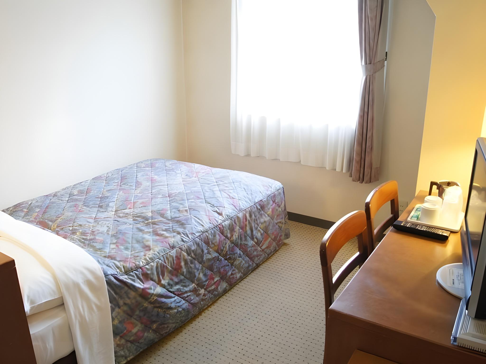 Semi Room, Standard, Semi Double Bed