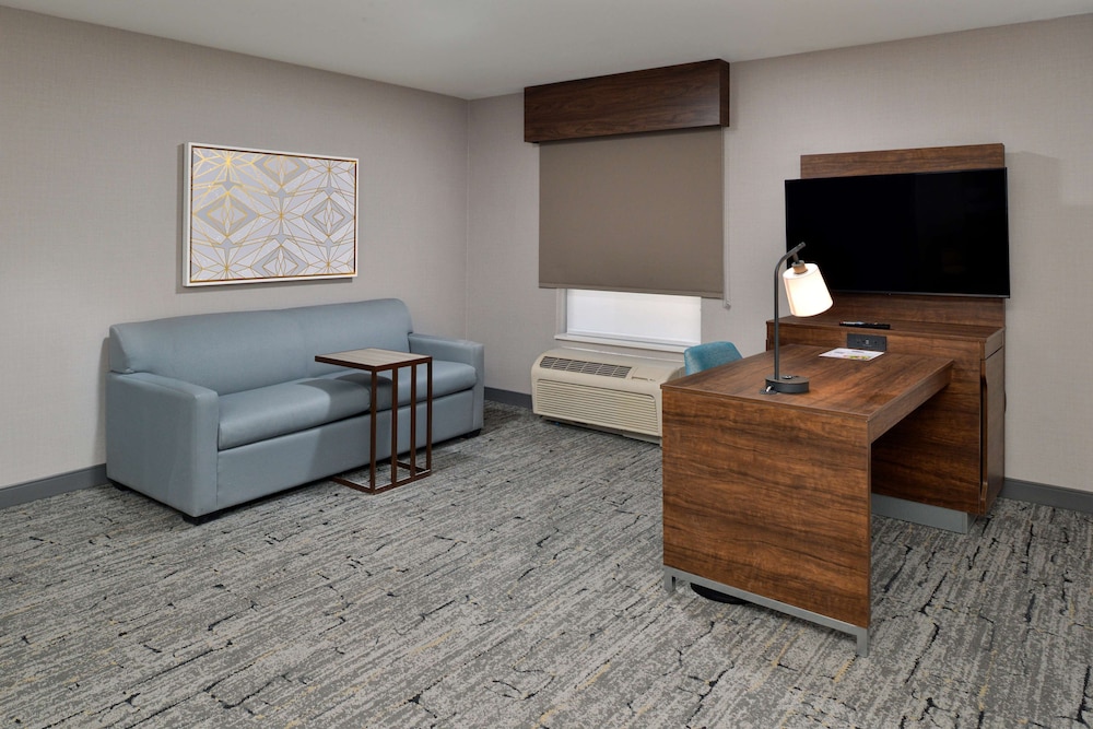 Hampton Inn and Suites Las Vegas Airport 44/66