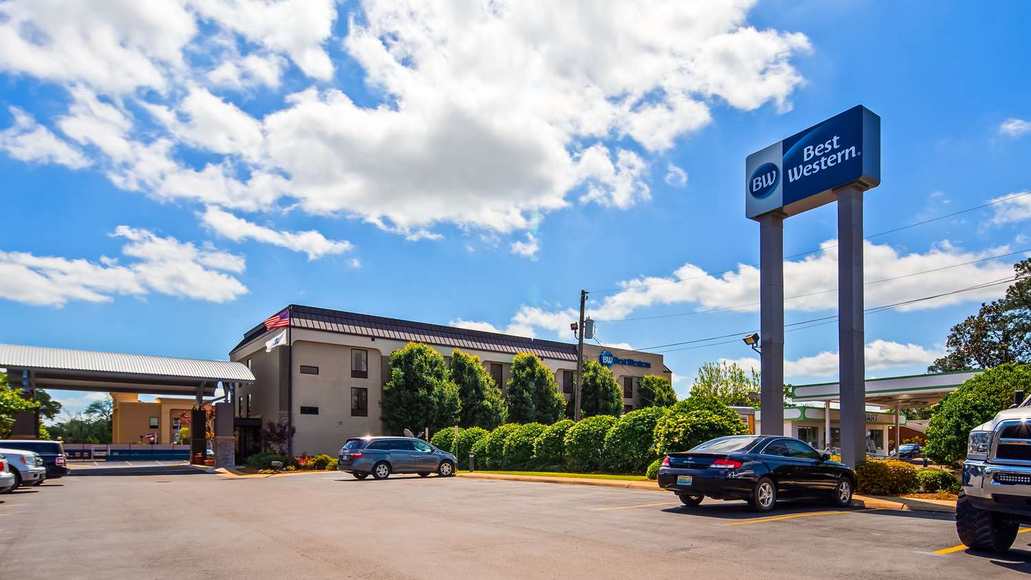 Days Inn by Wyndham Laurel MS 12/14