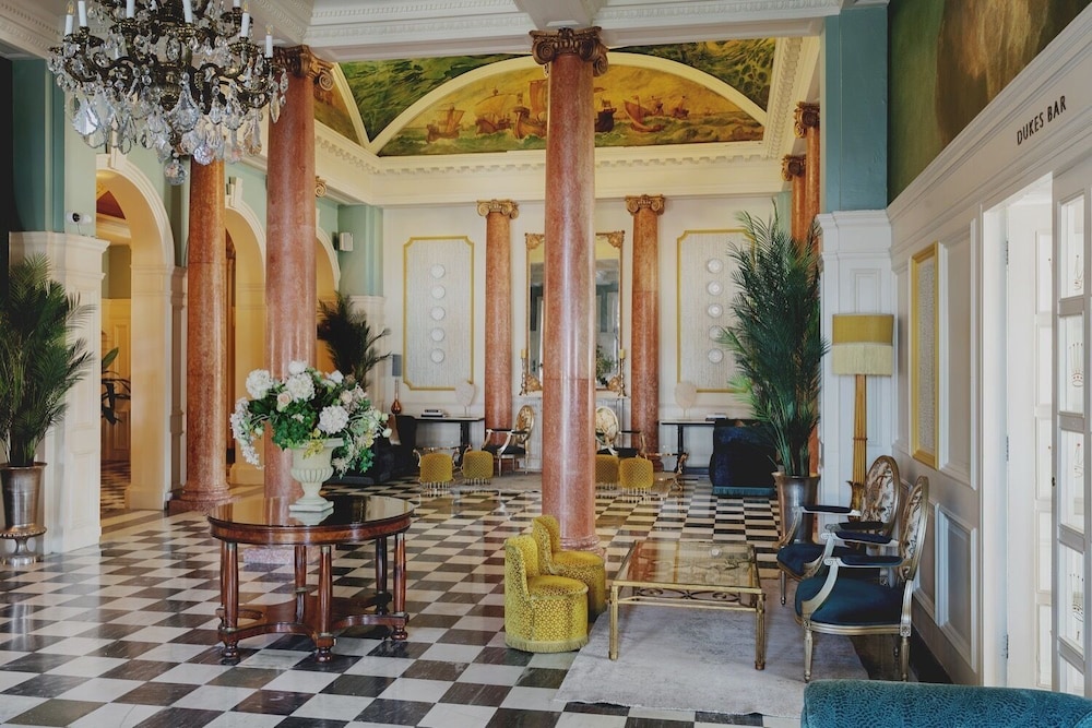 Queens Hotel Portsmouth 1/76