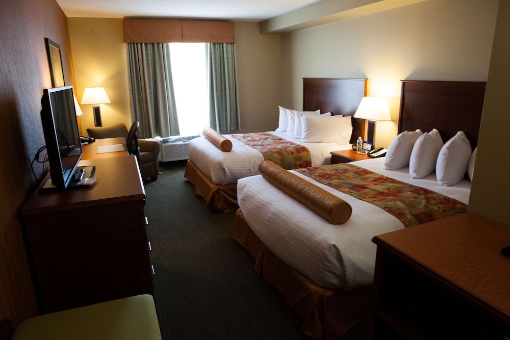 Best Western Plus Service Inn and Suites 10/56