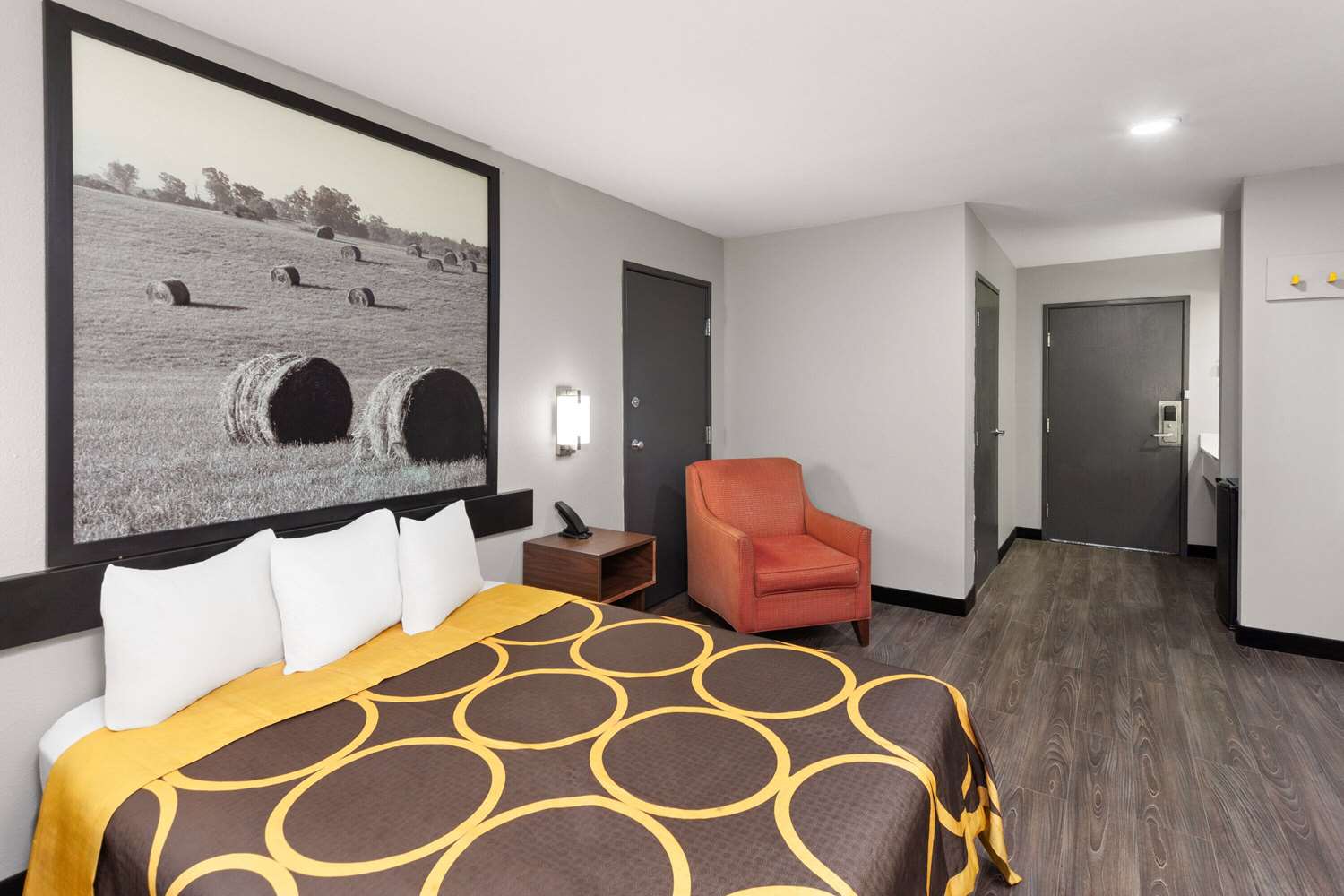Super 8 by Wyndham Olney 4/18