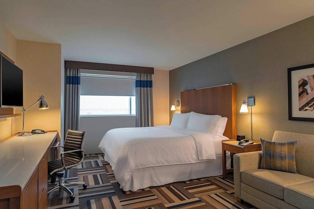 ROOM, KING BED, SOFA