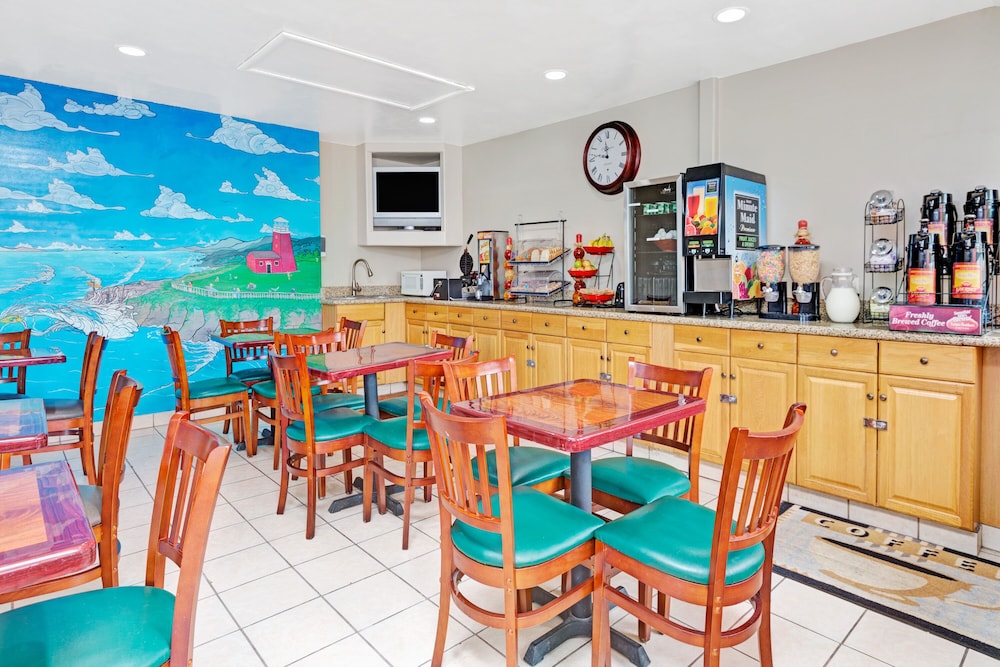 SureStay Hotel by Best Western Santa Cruz 46/54