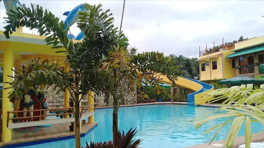 Moalboal Tropics 11/56