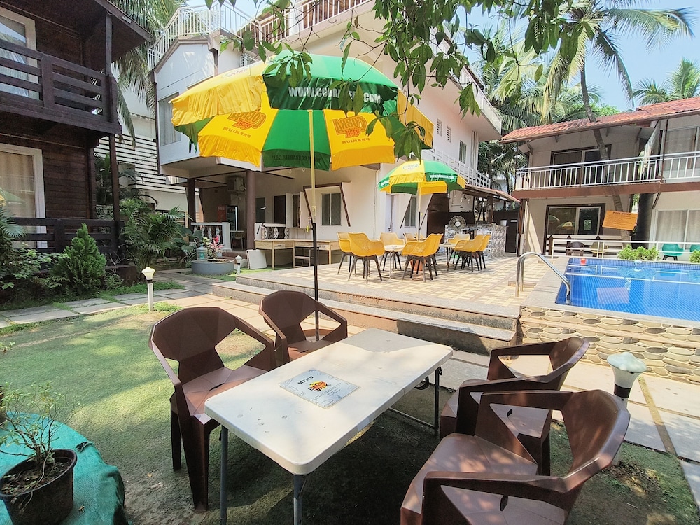 Beach Walk Resort - Goa 23/35
