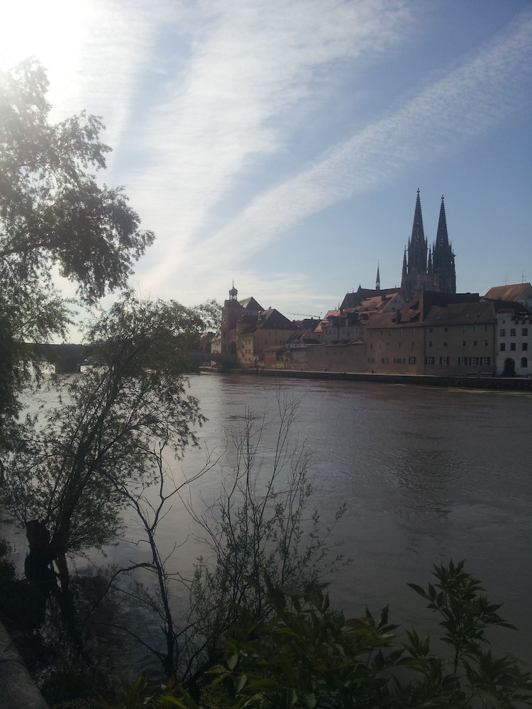 Sorat Insel-Hotel Regensburg 43/50