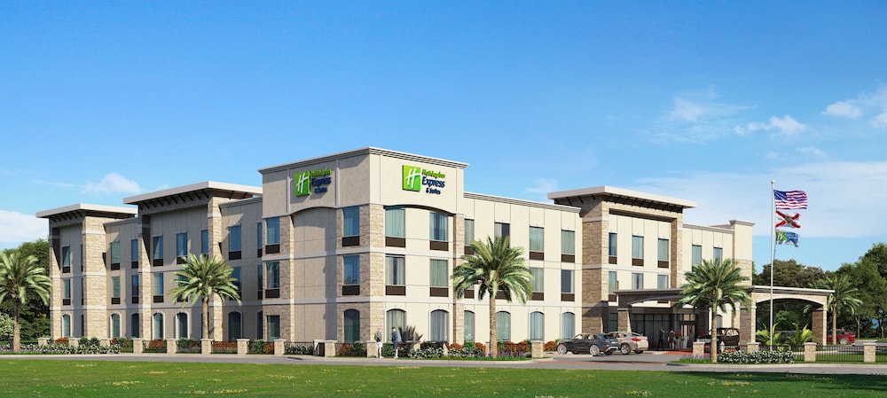 Holiday Inn Express & Suites Gulf Breeze Pensacola Area 1/52