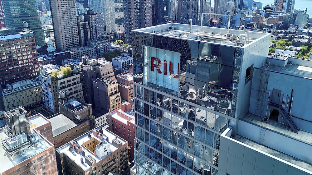 Riu Plaza New York Times Square 10/60