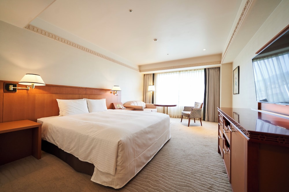 ROOM, DOUBLE BED