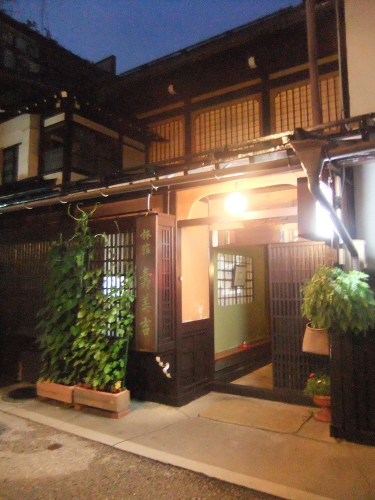 Sumiyoshi Ryokan 3/48