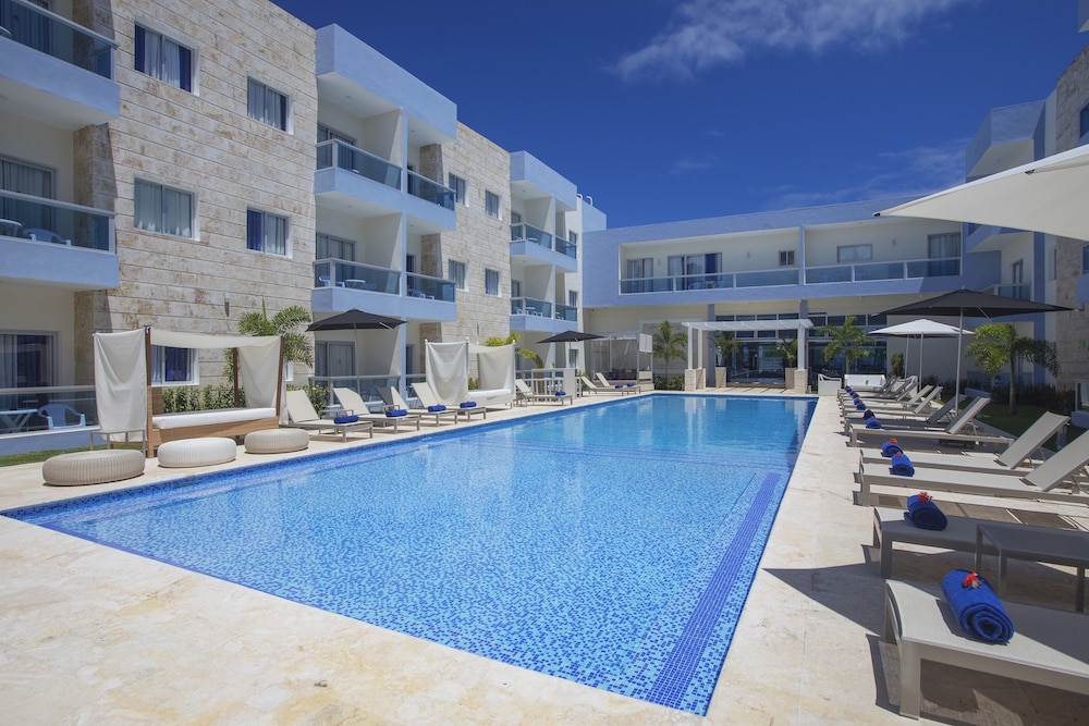 Whalaurban Punta Cana 7/56