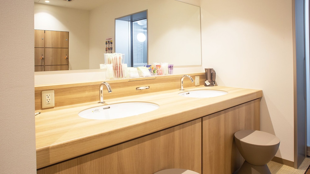 Hotel Kuretakeso Hiroshima Otemachi 64/67