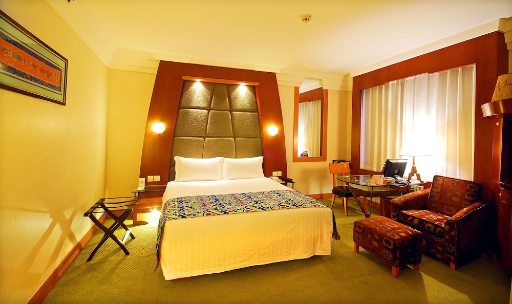 Tibet Hotel Chengdu 12/50