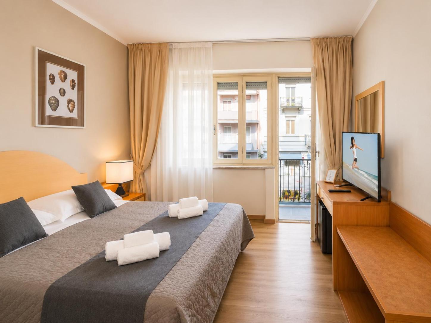 Room, Double Bed, Balcony, Hotel Stella D'italia 2/10