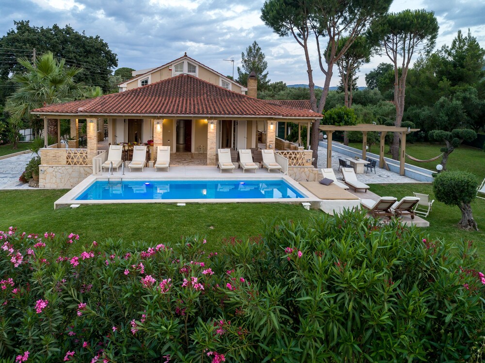 Luxury Dream Villa 30/43