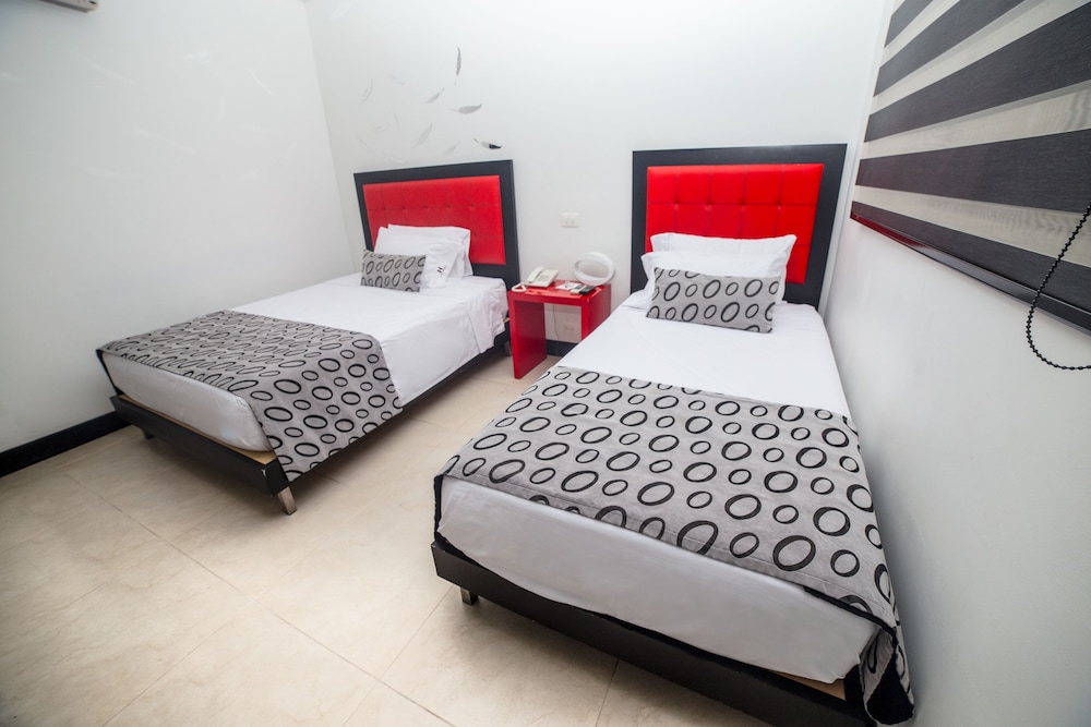Hotel Merlott Lleras 9/48
