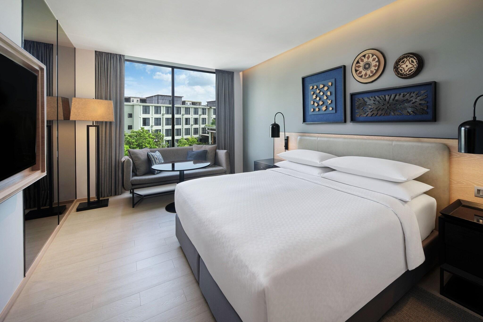 Superior, King Bed