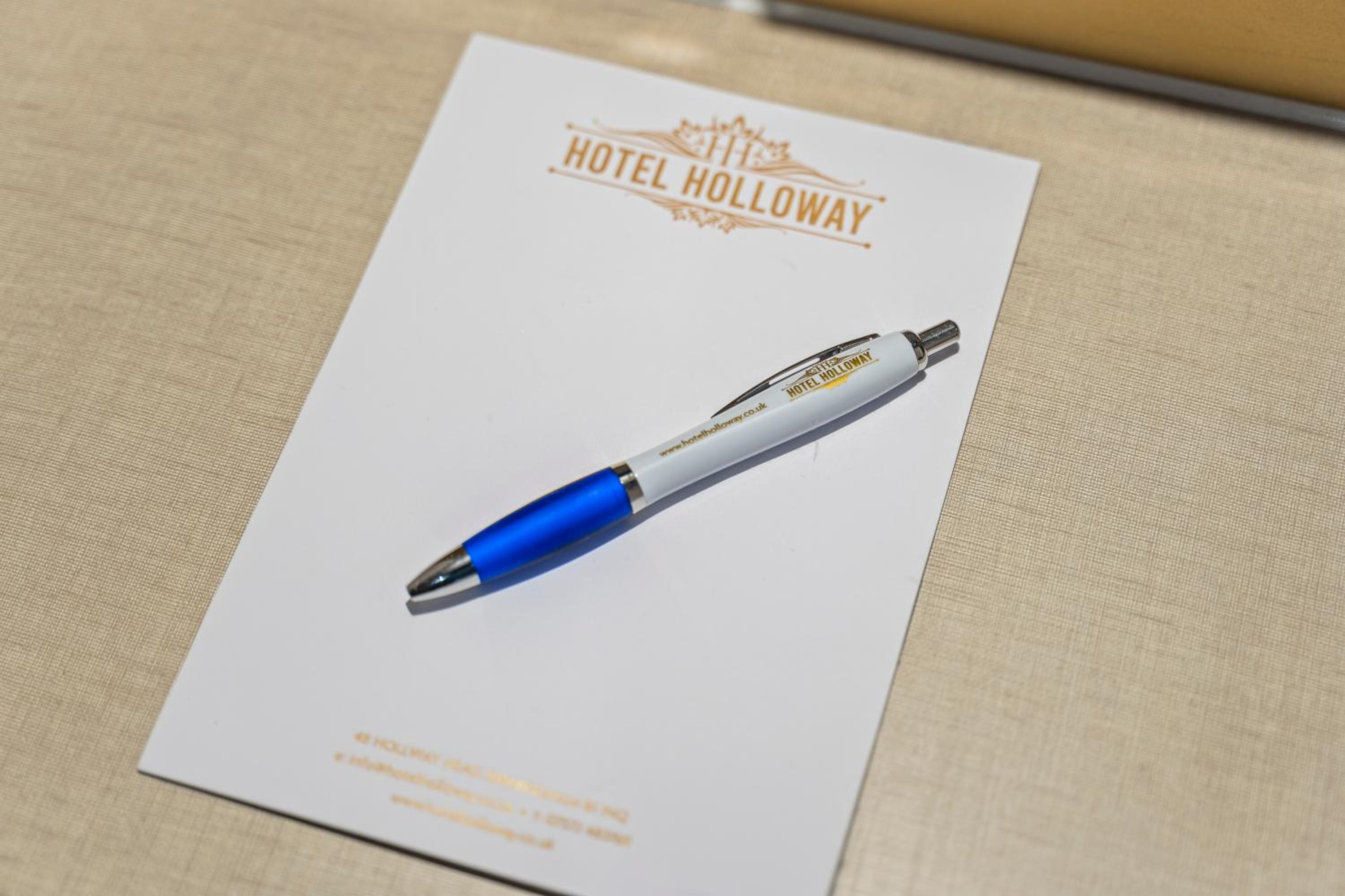 Hotel Holloway 9/14