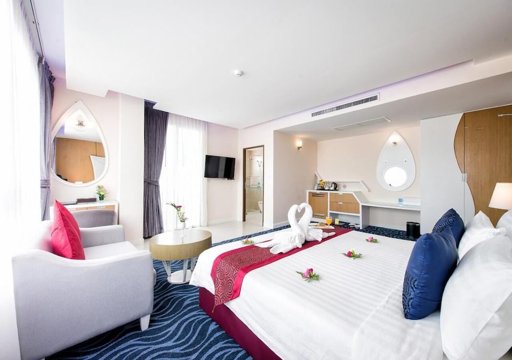 The Paradiso JK Design Hotel 34/67