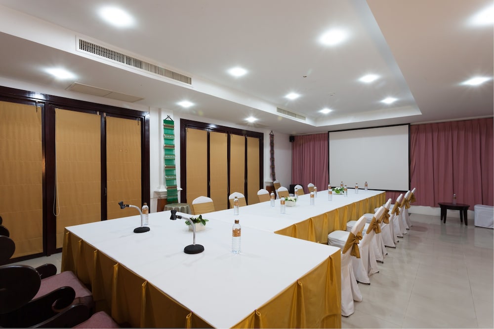 Briza Beach Resort 62/73