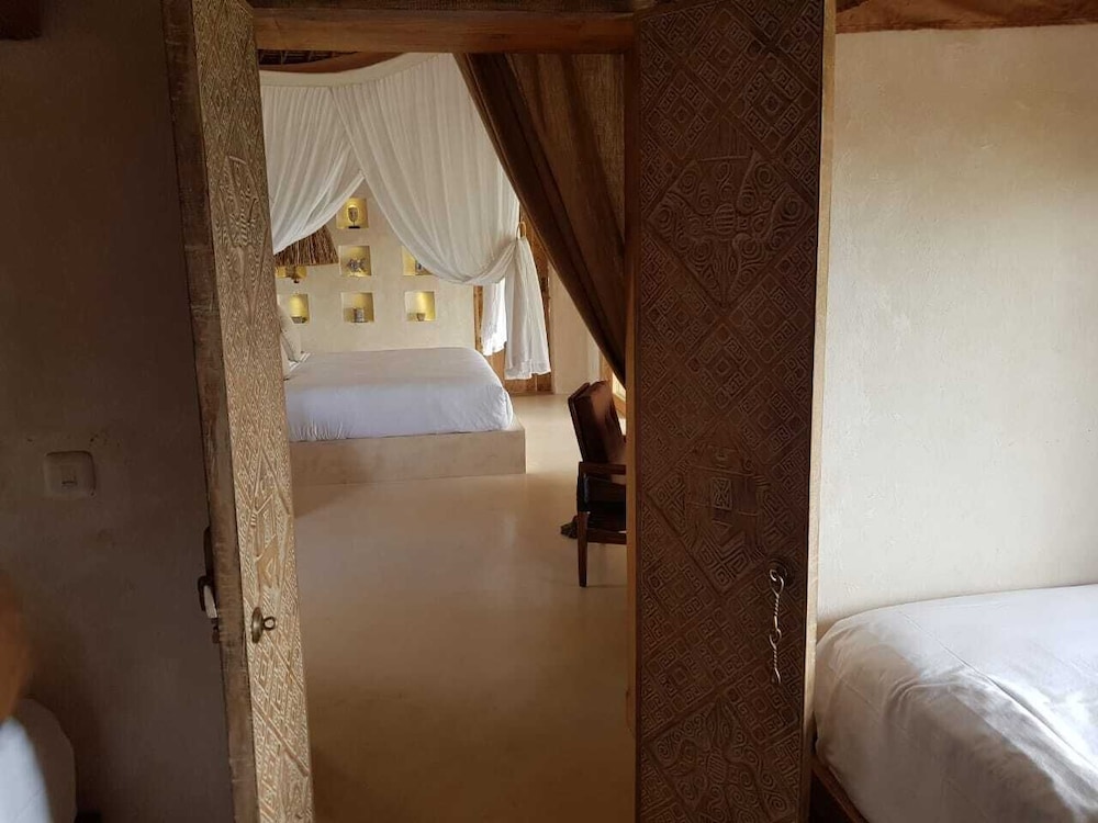 Mathis Lodge Amed 20/65