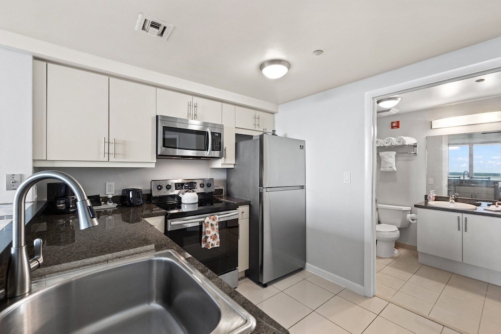 Private Residences at Hotel Arya by SoFLA Vacations 23/38